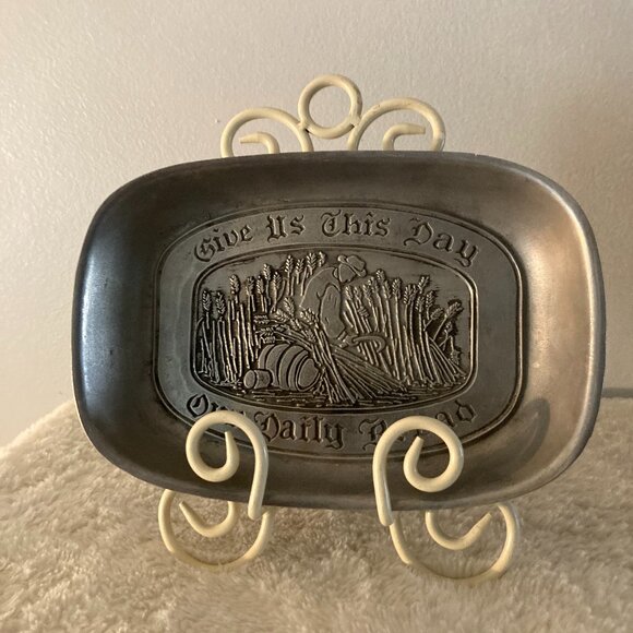 Craftsman Pewter 9-1/4" x 6-1/4" Give Us This Day Our Daily Bread Tray - Picture 1 of 5